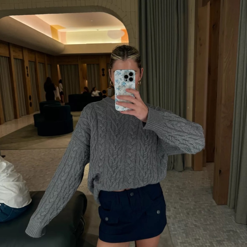 Aritzia Nourish Knit Sweater Size 1